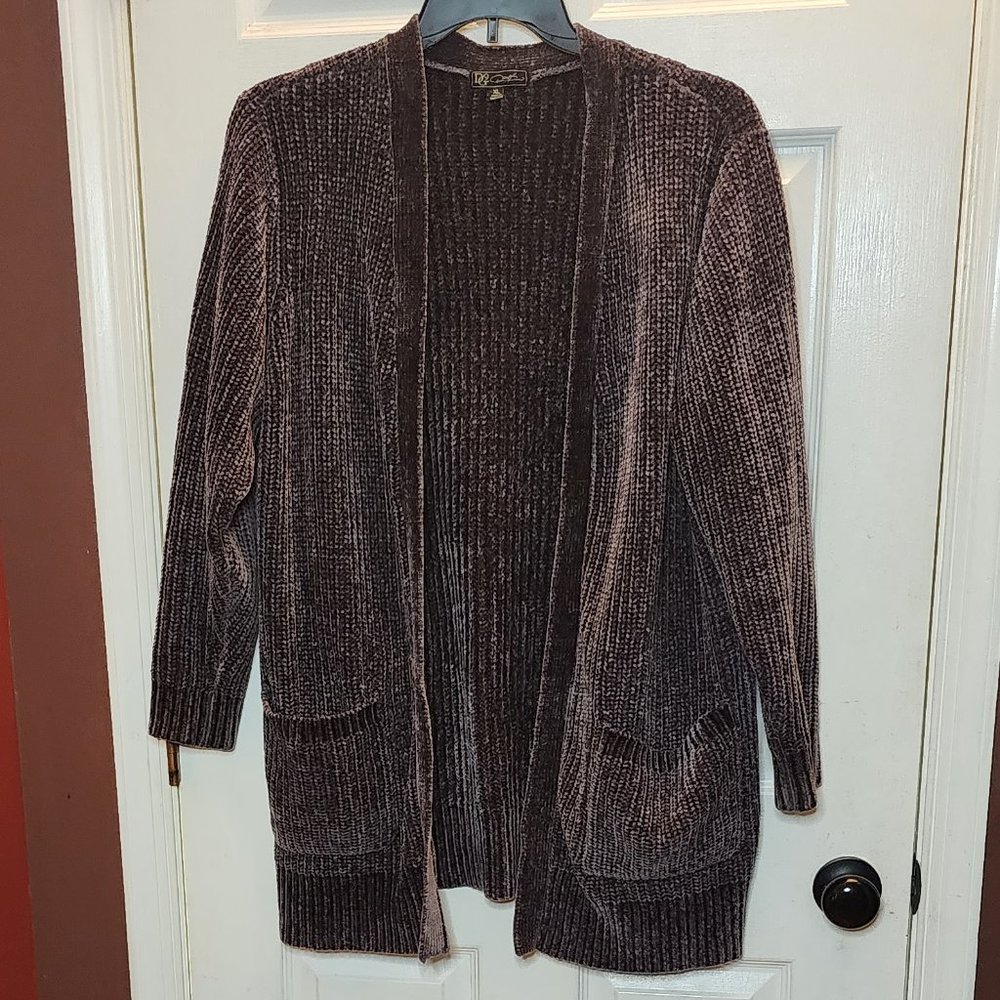 DG2 women sweater jacket size XL